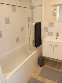 
                                                                                        Location
                                                                                         Beau 2 pièces meublé 45m²