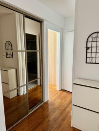 
                                                                                        Location
                                                                                         Beau 2 pièces meublé 45m² calme et lumineux