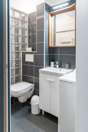 
                                                                                        Location
                                                                                         Beau 2 pièces Montmartre Sacré-Cœur