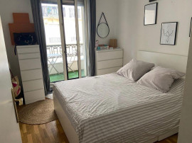 
                                                                                        Location
                                                                                         Beau 2 pièces non meublé 42m²