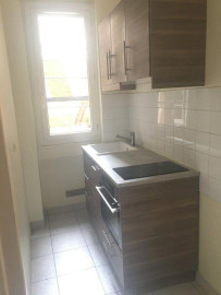 
                                                                                        Location
                                                                                         Beau 2 pièces sur cour à Paris 16ème