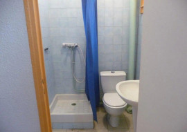 
                                                                                        Location
                                                                                         Beau 2P 25m² agréable rénové calme Centre ville
