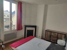 
                                                                                        Location
                                                                                         Beau 2P 32m² meublé refait à neuf