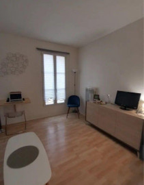 
                                                                                        Location
                                                                                         Beau 2P 33m² rue de javel sans vis à vis