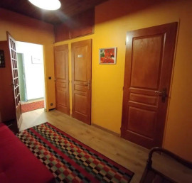 
                                                                                        Location
                                                                                         Beau 2P 35m² usage mixte pour profession libérale