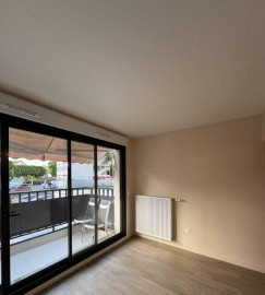 
                                                                                        Location
                                                                                         Beau 2P 37m² neuf avec balcon