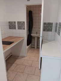 
                                                                                        Location
                                                                                         Beau 2P 38m² avec balcon