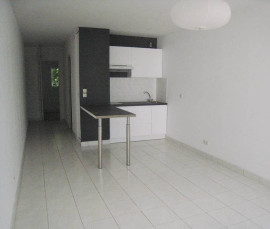 
                                                                                        Location
                                                                                         Beau 2P 39m² à 2 minutes de l'Erdre