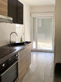 
                                                                                        Location
                                                                                         Beau 2P 43m² au coeur de la Défense