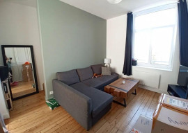 
                                                                                        Location
                                                                                         Beau 2P 43m² en duplex entièrement refait à neuf