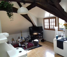 
                                                                                        Location
                                                                                         Beau 2P 43m² en duplex Quartier L'île Feydeau