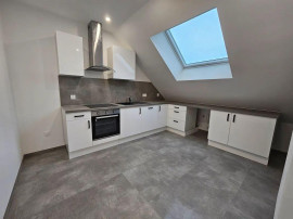 
                                                                                        Location
                                                                                         Beau 2P 43m² refait à neuf Metz Sablon