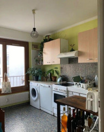 
                                                                                        Location
                                                                                         Beau 2P 45m² au calme