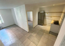 
                                                                                        Location
                                                                                         Beau 2P 45m²  Cours Berriat