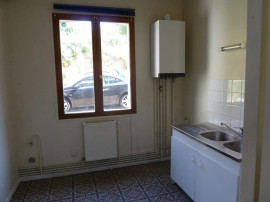 
                                                                                        Location
                                                                                         Beau 2P 45m² proche CHU Clinique Saint-Hilaire