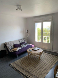 
                                                                                        Location
                                                                                         Beau 2P 45m² quartier très calme