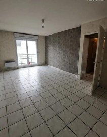 
                                                                                        Location
                                                                                         Beau 2P 47m² avec un grand balcon de 10m²