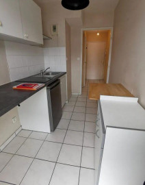 
                                                                                        Location
                                                                                         Beau 2P 47m² avec un grand balcon de 10m²