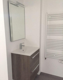 
                                                                                        Location
                                                                                         Beau 2P 47m² rénové Hyper Centre