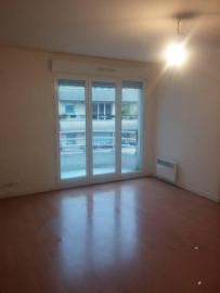 
                                                                                        Location
                                                                                         Beau 2P 48 m² Rosny-Sous-Boi