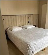 
                                                                                        Location
                                                                                         Beau 2P 48m² de février à juin