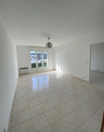 
                                                                                        Location
                                                                                         Beau 2P 50m² proche gare de Villeparisis