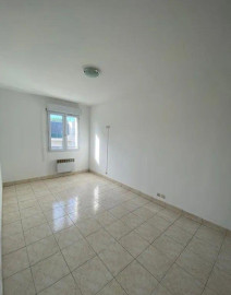 
                                                                                        Location
                                                                                         Beau 2P 50m² proche gare de Villeparisis