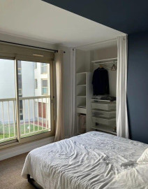 
                                                                                        Location
                                                                                         Beau 2P 50m² sur cour intérieure arborée et calme