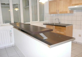 
                                                                                        Location
                                                                                         Beau 2P 52m² en très bon état