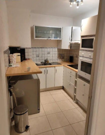 
                                                                                        Location
                                                                                         Beau 2P 52m² proche métro Perier bail mobilité