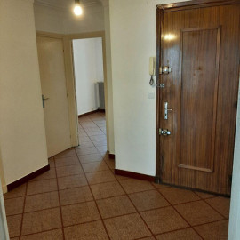 
                                                                                        Location
                                                                                         Beau 2P 58m² Cours Jean Jaurès