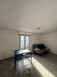 
                                                                                        Location
                                                                                         Beau 2P meublé 26m² Nantes