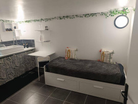 
                                                                                        Location
                                                                                         Beau 2P meublé 28m² idéal étudiant/jeune