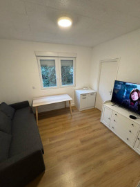 
                                                                                        Location
                                                                                         Beau 2P meublé 28m² proche Paris