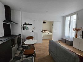 
                                                                                        Location
                                                                                         Beau 2P meublé 28m² rénové et équipé