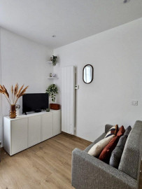 
                                                                                        Location
                                                                                         Beau 2P meublé 28m² rénové et équipé