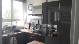
                                                                                        Location
                                                                                         Beau 2P meublé 30m² avec balcon