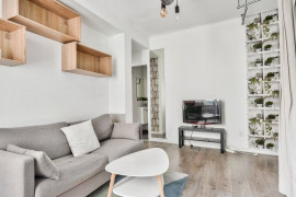 
                                                                                        Location
                                                                                         Beau 2P meublé 30m² sur cour