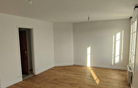 
                                                                                        Location
                                                                                         Beau 2P meublé 32m² (58m² au sol) en duplex