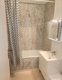 
                                                                                        Location
                                                                                         Beau 2P meublé 32m² avec balcon et parking