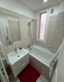 
                                                                                        Location
                                                                                         Beau 2P meublé 33m² Novembre 2024 à Juin 2025