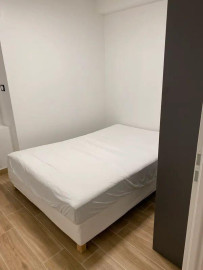 
                                                                                        Location
                                                                                         Beau 2P meublé 33m² refait à neuf blvd Jules Verne