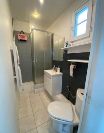 
                                                                                        Location
                                                                                         Beau 2P meublé 34m² refait à neuf sans vis-à-vis