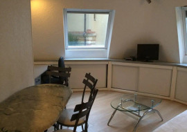 
                                                                                        Location
                                                                                         Beau 2P meublé 35m² refait à neuf