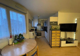 
                                                                                        Location
                                                                                         Beau 2P meublé 38m² avec balcon