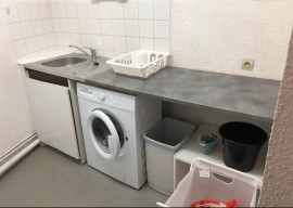 
                                                                                        Location
                                                                                         Beau 2P meublé 38m² exposé plein sud vue dégagée