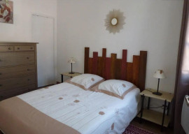 
                                                                                        Location
                                                                                         Beau 2P meublé 38m² intra muros Avignon