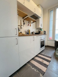 
                                                                                        Location
                                                                                         Beau 2P meublé 38m² refait à neuf