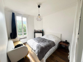 
                                                                                        Location
                                                                                         Beau 2P meublé 39m² à Suresnes