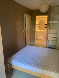 
                                                                                        Location
                                                                                         Beau 2P meublé 39m² avec terrasse